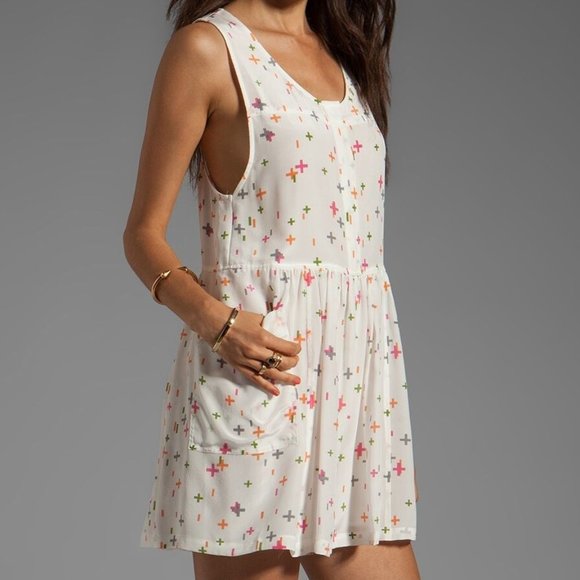 Funktional Silk Techni Romper in Techni Revolve - Picture 2 of 7